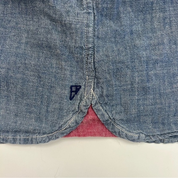 Eddie Bauer Boys Chambray Button Down Shirt Size 5 Blue Cotton Long Sleeve - Picture 5 of 5